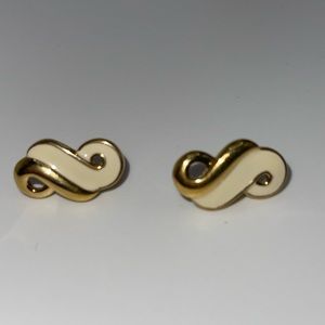 Womens Vintage Classic Earring